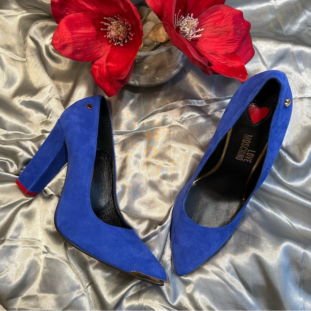 Love Moschino Royal Blue Suede Pumps with Red Accent